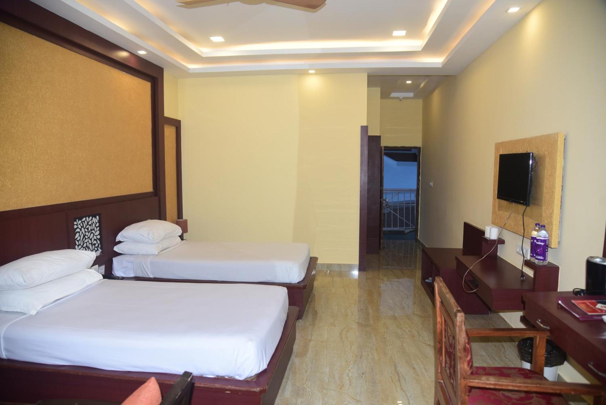 Indo Hokke Hotel ราจกี ภายนอก รูปภาพ